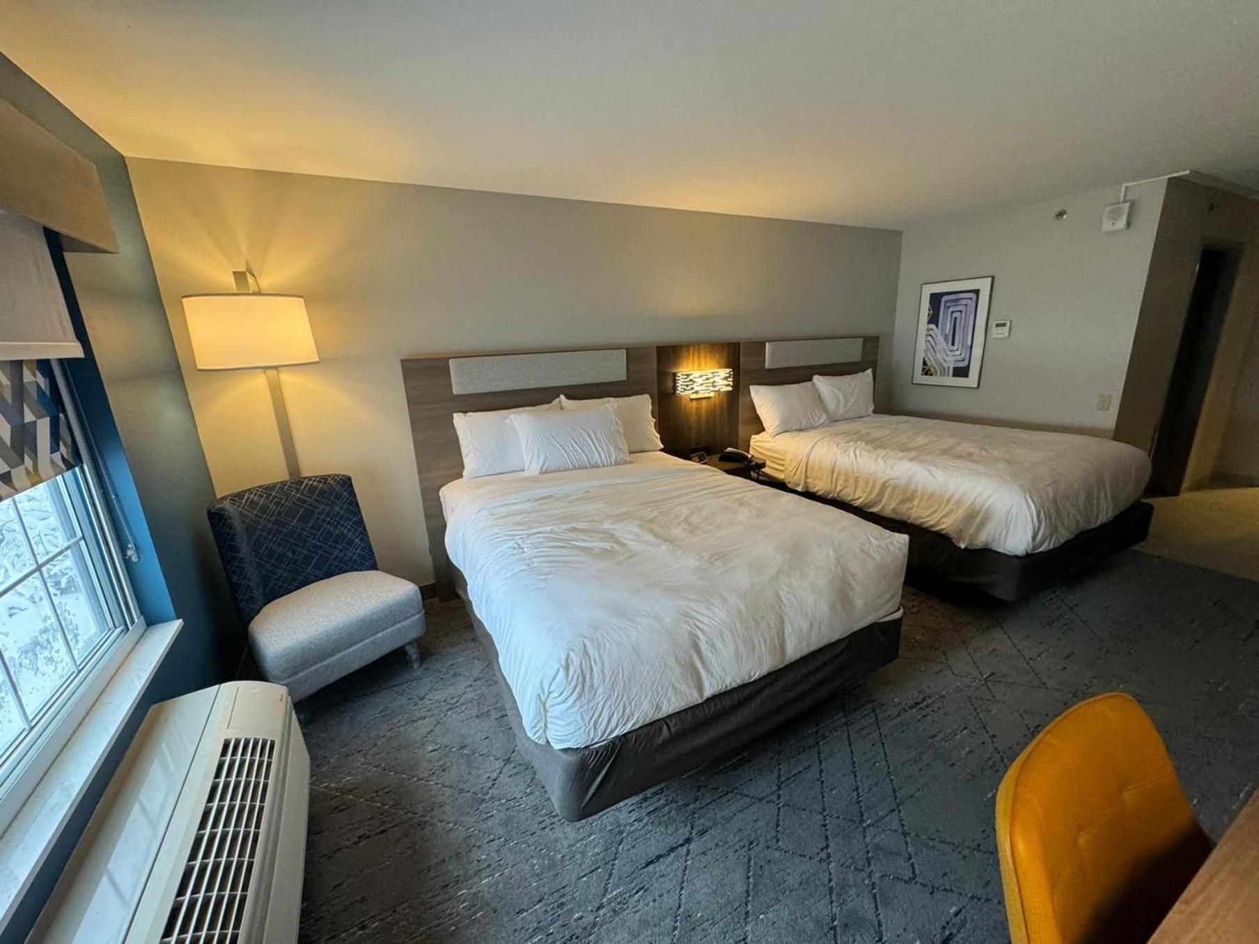 Express & By Ihg Hotel