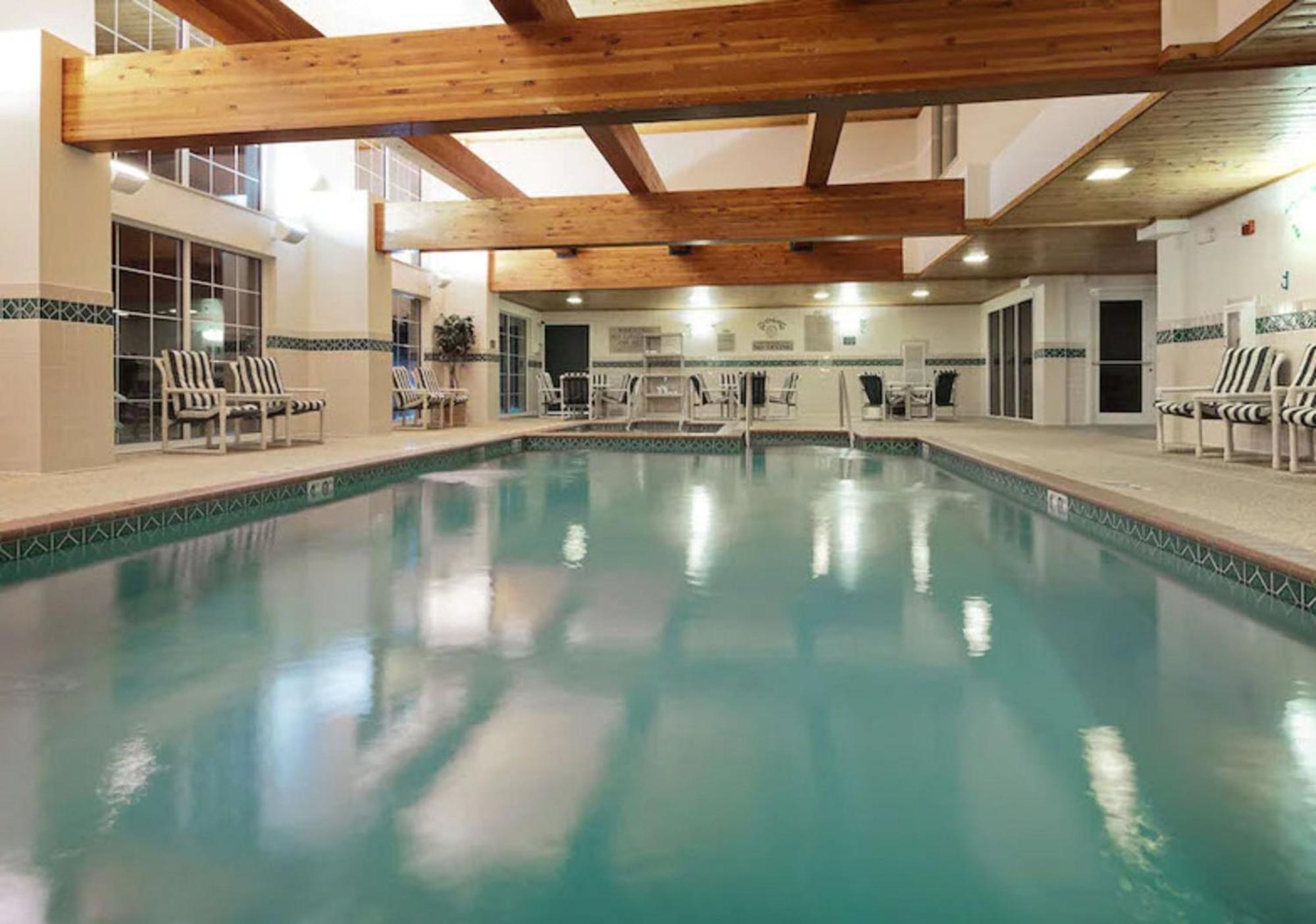Express & By Ihg Hotel Port Washington