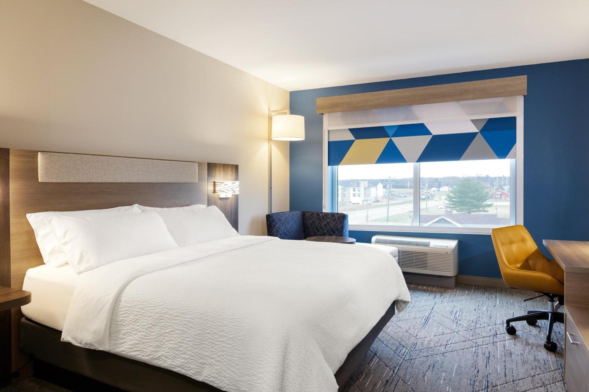 Hotel Express & By Ihg Port Washington