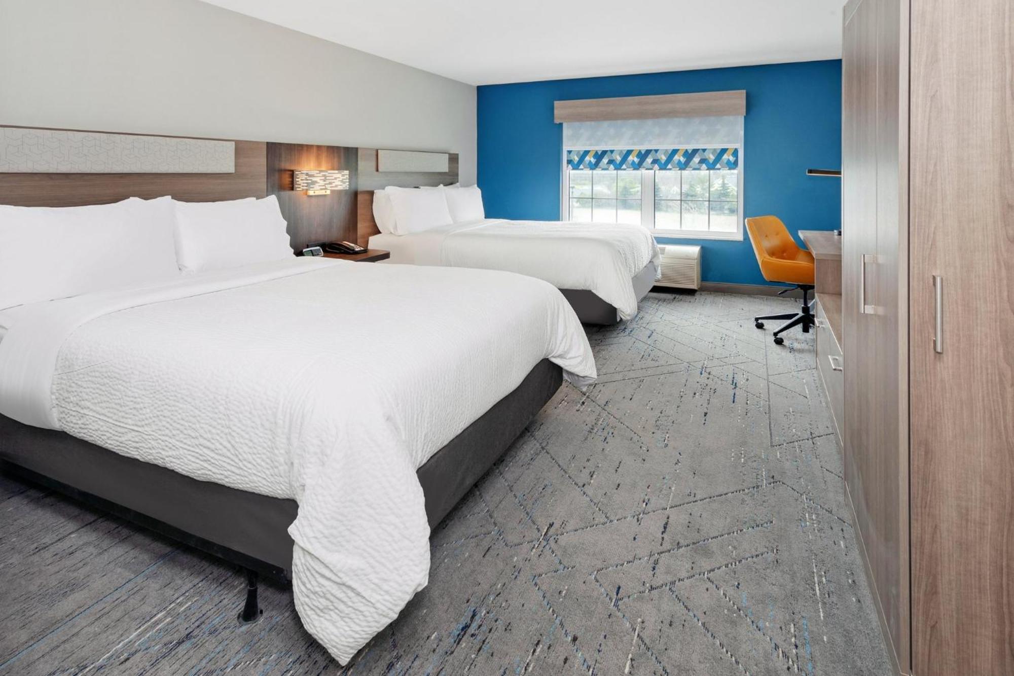 Express & By Ihg Hotel Port Washington