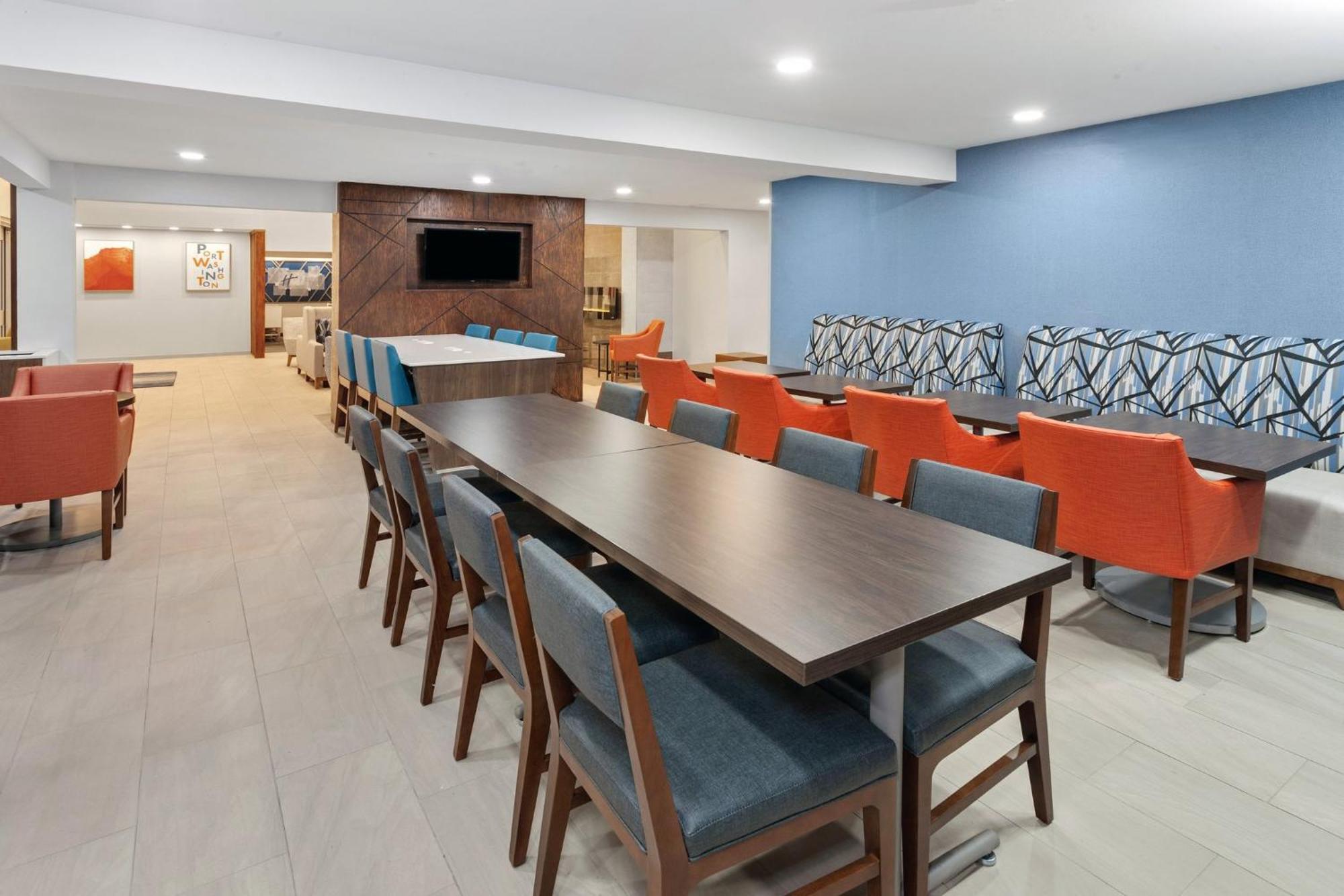 Express & By Ihg Port Washington